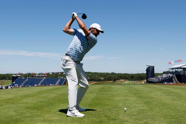 Scottie Scheffler hits a tee shot in a practice round on the Monday before the 126th U.S. Open Golf Championship at Shinnecock Hills Golf Club on Monday, June 15, 2026 in Southampton, New York.  NYP20260615301 JOHNxANGELILLO