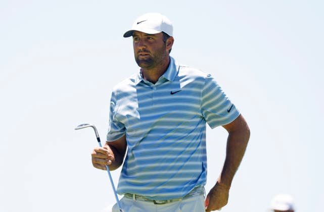 Scottie Scheffler putts while playing in a practice round on the Monday before the 126th U.S. Open Golf Championship at Shinnecock Hills Golf Club on Monday, June 15, 2026 in Southampton, New York.  NYP20260615303 JOHNxANGELILLO
