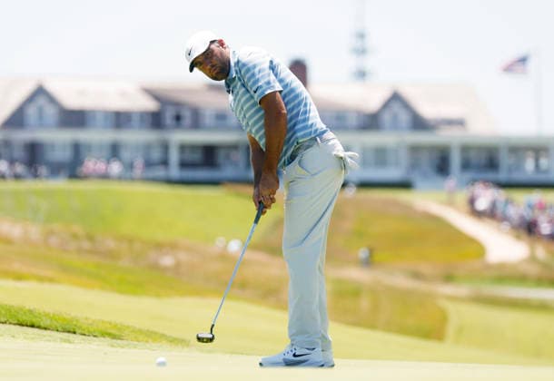 Scottie Scheffler putts while playing in a practice round on the Monday before the 126th U.S. Open Golf Championship at Shinnecock Hills Golf Club on Monday, June 15, 2026 in Southampton, New York.  NYP20260615304 JOHNxANGELILLO
