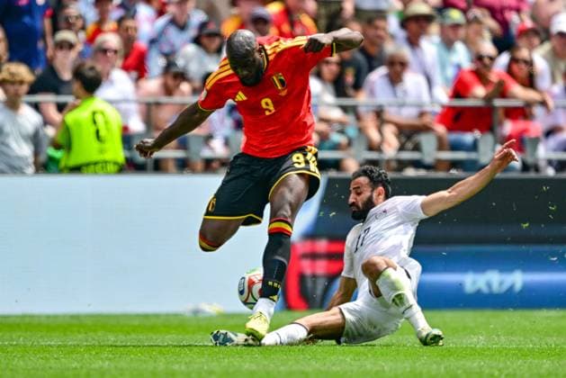 Belgium s Romelu Lukaku and Egypt s Mohanad Lasheen fight for the ball during a soccer game between Belgian national team, Nationalteam Red Devils and Egypt, on Monday 15 June 2026 in Seattle, the first game in the group stage of the FIFA World Cup, WM, Weltmeisterschaft, Fussball 2026 in the United States of America. The Diables Rouges - Rode Duivels were drawn into Group G. DIRKxWAEM  x177814686x