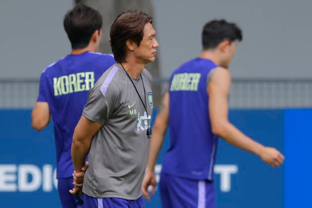 FIFA World Cup, WM, Weltmeisterschaft, Fussball 2026 - South Korea training session South Korean s head coach Hong Myung-bo leads a training session in Guadalajara, Mexico, 15 June 2026. South Korea will face Mexico in a FIFA 2026 World Cup group A match on 19 June. Guadalajara Mexico  Copyright: xFranciscoxGuascox