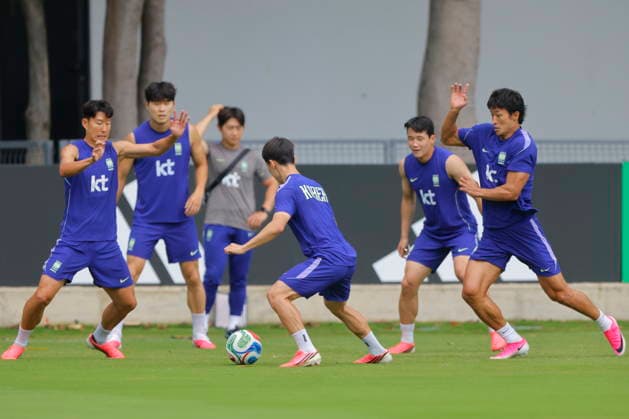 FIFA World Cup, WM, Weltmeisterschaft, Fussball 2026 - South Korea training session South Korean players take part in a training session in Guadalajara, Mexico, 15 June 2026. South Korea will face Mexico in a FIFA 2026 World Cup group A match on 19 June. Guadalajara Mexico  Copyright: xFranciscoxGuascox