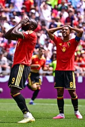 Belgium s Romelu Lukaku and Belgium s Youri Tielemans react during a soccer game between Belgian national team, Nationalteam Red Devils and Egypt, on Monday 15 June 2026 in Seattle, the first game in the group stage of the FIFA World Cup, WM, Weltmeisterschaft, Fussball 2026 in the United States of America. The Diables Rouges - Rode Duivels were drawn into Group G. DIRKxWAEM  x177814949x