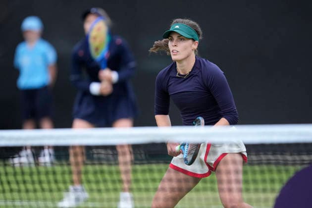 Lexus Nottingham Open - Day One Maia Lumsden of Great Britain competes in a round of 16 doubles match at the 2026 Lexus Nottingham Open Women s tennis tournament at the Nottingham Tennis Centre in Nottingham, England, on June 15, 2026. Nottingham Great Britain United Kingdom  Copyright: xOwenxHammondx originalFilename:hammond-2026lexu260615_np9Bk.jpg