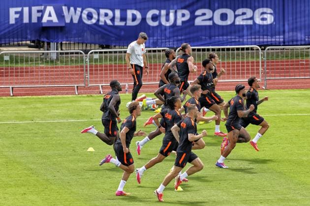 DALLAS, 15-06-2026, Southern Methodist University, World Cup 2026, Netherlands training following yesterday™s match against Japan. Picture shows Wim Jonk Netherlands training in Dallas  x204386804x Copyright: