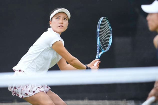 Lexus Nottingham Open - Day One Makoto Ninomiya of Japan competes during the Round of 16 doubles match at the 2026 Lexus Nottingham Open Women s tennis tournament at the Nottingham Tennis Centre in Nottingham, England, on June 15, 2026. Nottingham Great Britain United Kingdom  Copyright: xOwenxHammondx originalFilename:hammond-2026lexu260615_nprnO.jpg