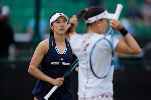 Lexus Nottingham Open - Day One Miyu Kato of Japan in action during the Round of 16 doubles match at the 2026 Lexus Nottingham Open Women s tennis tournament at the Nottingham Tennis Centre in Nottingham, England, on June 15, 2026. Nottingham Great Britain United Kingdom  Copyright: xOwenxHammondx originalFilename:hammond-2026lexu260615_npjrM.jpg
