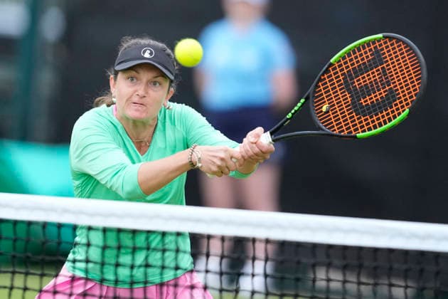 Lexus Nottingham Open - Day One Jesika Maleckova of the Czech Republic competes during the round of 16 doubles match at the 2026 Lexus Nottingham Open Women s tennis tournament at the Nottingham Tennis Centre in Nottingham, England, on June 15, 2026. Nottingham Great Britain United Kingdom  Copyright: xOwenxHammondx originalFilename:hammond-2026lexu260615_npZ8U.jpg