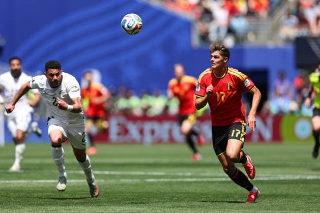 SEATTLE, WA - JUNE 15: Forward Charles De Ketelaere 17 of Belgium runs after the ball during the FIFA World Cup, WM, Weltmeisterschaft, Fussball 2026 Group G match between Belgium and Egypt on June 15, 2026 at Seattle Stadium in Seattle, Washington. (Photo by Henry Rodenburg Icon Sportswire) SOCCER: JUN 15 FIFA World Cup 26 Group G - Belgium vs Egypt EDITORIAL USE ONLY Icon260615009