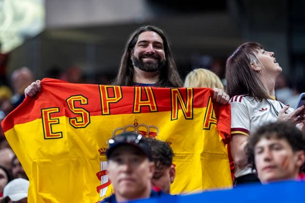 June 12, 2026, Atlanta, Georgia, USA: Fans show their support as Atlanta Stadium plays host to the Spain Vs Cabo Verde First Stage Group H match for the 2026 FIFA World Cup, WM, Weltmeisterschaft, Fussball in ATLANTA, Georgia. The game ends in a draw 0:0. Atlanta USA - ZUMAa161 20260612_aaa_a161_021 Copyright: xWalterxArcex