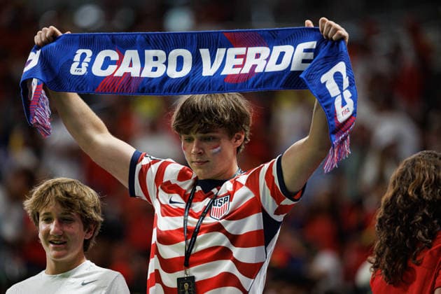 Fans of Cape Verde seen during FIFA World Cup, WM, Weltmeisterschaft, Fussball 2026 game between national teams of Spain and Cabo Verde (Grzegorz Wajda Ball Raw Images) Atlanta Atlanta Stadium USA Copyright: xGrzegorzxWajdax grzegorzwajda_spain_caboverde_2526-59