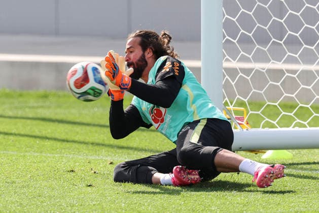 Alisson Becker of Brazil takes part in a training session at Columbia Park in Morristown, New Jersey, United States, 15 June 2026. FIFA World Cup, WM, Weltmeisterschaft, Fussball 2026 - Brazil training session !ACHTUNG: NUR REDAKTIONELLE NUTZUNG!  Copyright: xSebastiaoxMoreirax GR2030 20260615-55020606518_1