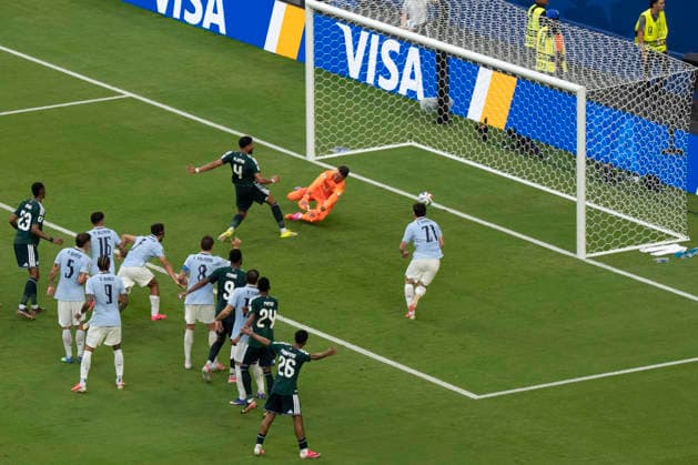 May 25, 2026, Miami Gardens, Florida, USA: Defender ABDULELAH ALAMRI (4) Saudi Arabia scores during the first half of the World Cup Group H, Round 1 match between Uruguay and Saudi Arabia at Miami Stadium. World Cup 2026: Group H: Uruguay Vs. Saudi Arabia  - ZUMAd212 20260525_zsp_d212_033 Copyright: xRichardxDolex