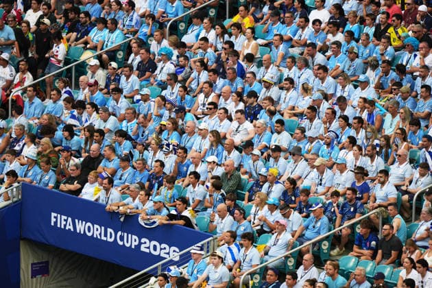 Fans of Uruguay attend the FIFA World Cup, WM, Weltmeisterschaft, Fussball 2026 group stage H soccer match between Saudi Arabia and Uruguay at Hard Rock Stadium in Miami, USA, 15 June 2026. FIFA World Cup 2026 - Group H - Saudi Arabia vs Uruguay !ACHTUNG: NUR REDAKTIONELLE NUTZUNG!  Copyright: xALBERTOxBOALx GR2065 20260615-55020606754_1