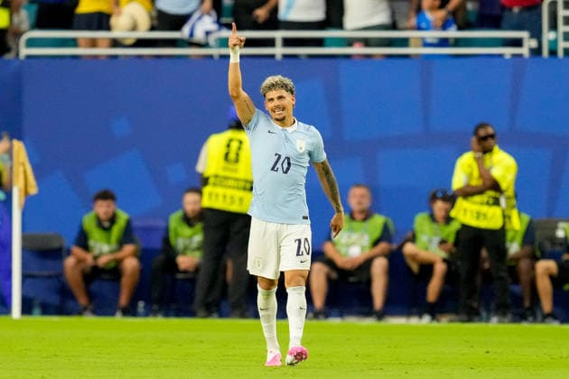 Maxi Araujo (Uruguay) celebrates after scoring his team s first goal during the FIFA World Cup, WM, Weltmeisterschaft, Fussball 2026 Group H match between Saudi Arabia and Uruguay at Miami Stadium on June 15, 2026 in Miami, United States. (Photo by Alex Gottschalk DeFodi Images) -