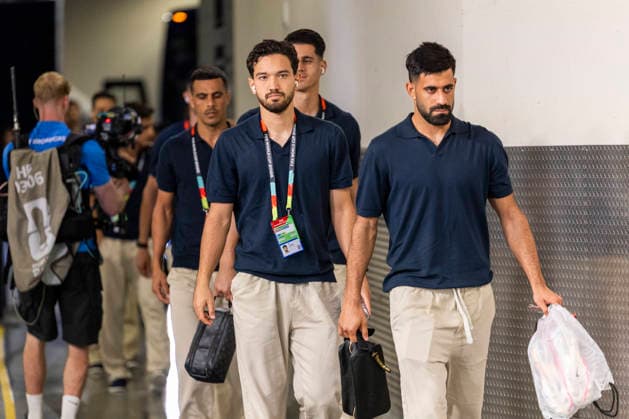 June 15, 2026, Los Angeles, California, USA: The team of IR Iran arrives before the FIFA World Cup, WM, Weltmeisterschaft, Fussball Group G soccer match between the IR Iran and the New Zealand at SoFi Stadium in Inglewood, Calif., Monday, June 15, 2026. World Cup 2026: IR Iran Vs New Zealand  - ZUMAc68_ 20260615_zaf_c68_013 Copyright: xRingoxChiux