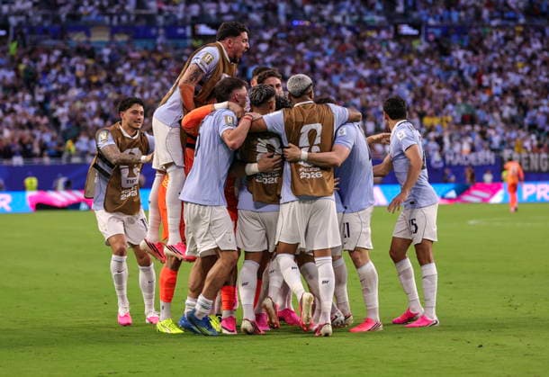 FIFA World Cup, WM, Weltmeisterschaft, Fussball 2026 - Group H - Saudi Arabia vs Uruguay Uruguay team celebrate their goal during the FIFA World Cup 2026 group stage match Saudi Arabia against Uruguay, in Miami, Florida, USA, 15 June 2026. MIAMI United States  Copyright: xCRISTOBALxHERRERA-ULASHKEVICHx
