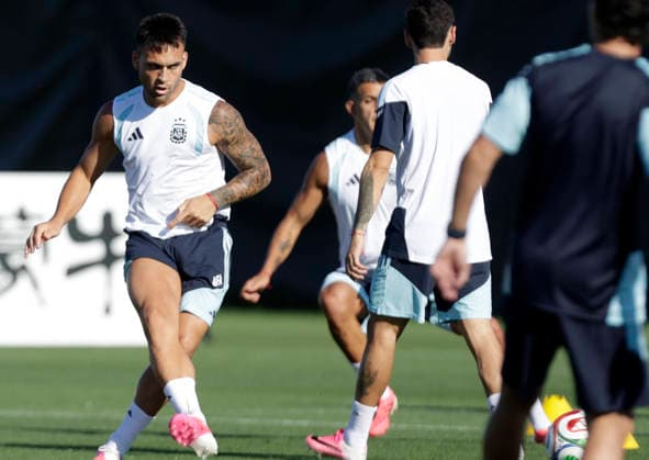 Lautaro Martinez. Entrenamiento de la Seleccion Argentina. Copa de Mundo 2026