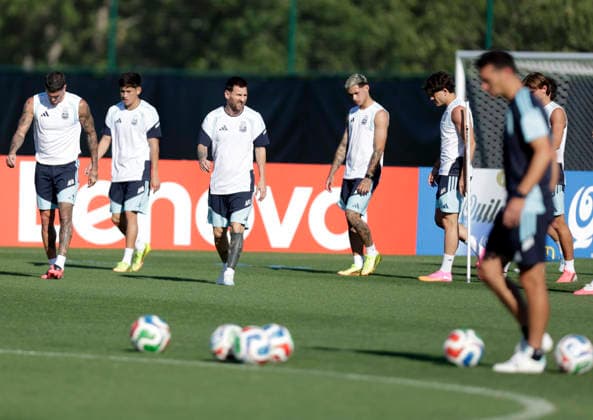 Lionel Messi. Entrenamiento de la Seleccion Argentina. Copa de Mundo 2026