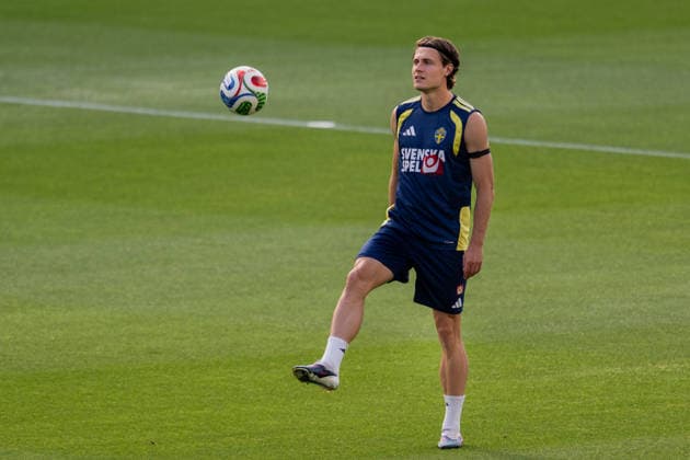 260615 Mattias Svanberg of the Swedish national football team at a training session during day 5 of the FIFA World Cup, WM, Weltmeisterschaft, Fussball 2026 on June 15, 2026 in Dallas. Photo: Petter Arvidson BILDBYRAN kod PA PA1235 fotboll football soccer fotball vm fotbolls-vm fotball-vm fotbolls-vm 2026 fifa world cup 2026 träning practice training sverige sweden sverige a bbeng
