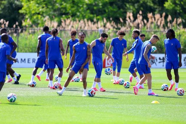 French Soccer Team at Practice Session - New Jersey French soccer players participe during a training session for the 2026 World Cup ahead of France-Senegal in New Jersey on June 15, 2026. Photo by Charles Guerin ABACAPRESS.COM Morristown NJ  Copyright: xGuerinxCharles ABACAx