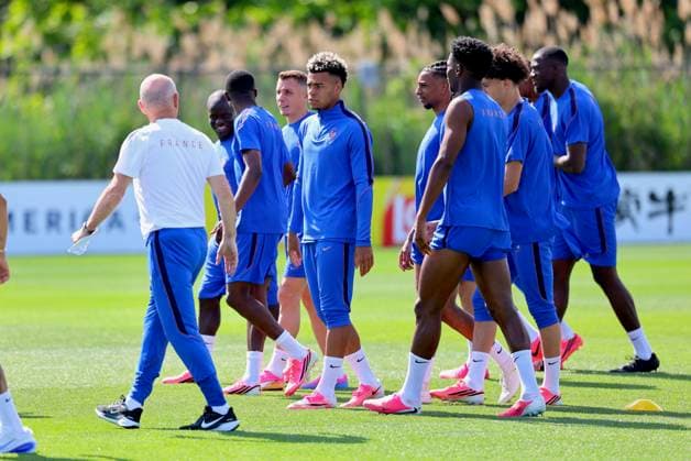 French Soccer Team at Practice Session - New Jersey French soccer players participe during a training session for the 2026 World Cup ahead of France-Senegal in New Jersey on June 15, 2026. Photo by Charles Guerin ABACAPRESS.COM Morristown NJ  Copyright: xGuerinxCharles ABACAx