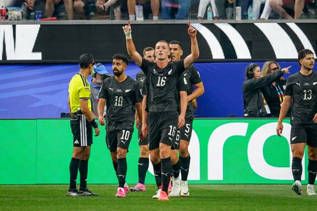 USA: Fußball FIFA World Cup, WM, Weltmeisterschaft, Fussball 2026 Gruppenphase Gruppe G Iran vs Neuseeland SoFi Stadium (Inglewood, Los Angeles County, Kalifornien): Tor und Torjubel zum 1:0 durch Elijah Just (Neuseeland 11) Freude, Emotionen, Jubel