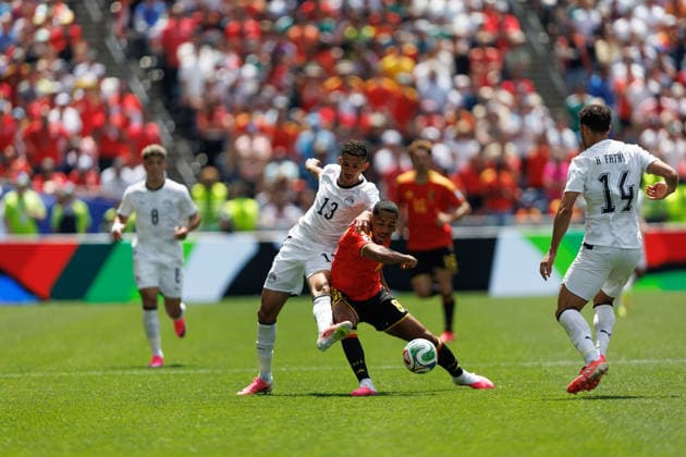 June 15, 2026, Seattle, Washington, United States of America: Ahmed Fatouh of Egypt battles for the ball during the FIFA World Cup, WM, Weltmeisterschaft, Fussball 2026 Group F match between Belgium and Egypt at Lumen Field. Seattle United States of America - ZUMAc318 20260615_zsp_c318_035 Copyright: xJohnxCarusix
