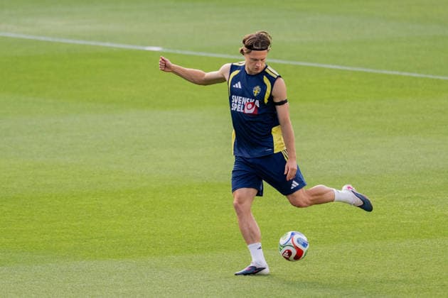 260615 Mattias Svanberg of the Swedish national football team at a training session during day 5 of the FIFA World Cup, WM, Weltmeisterschaft, Fussball 2026 on June 15, 2026 in Dallas. Photo: Petter Arvidson BILDBYRAN kod PA PA1235 fotboll football soccer fotball vm fotbolls-vm fotball-vm fotbolls-vm 2026 fifa world cup 2026 träning practice training sverige sweden sverige a bbeng