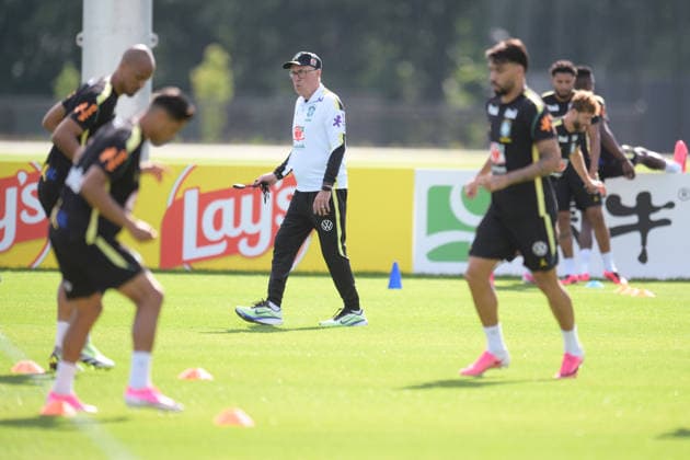 Fußball, WM 2026, 20260615, Training Brasilien. Im Bild Trainer Brasilien Carlo ANCELOTTI. Morristown Red-Bull-Akademie New Jersey Vereinigte Staaten von Amerika