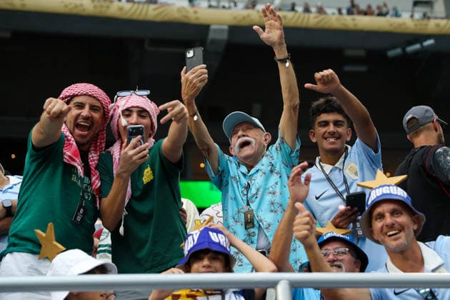 MIAMI GARDENS, FL - JUNE 15: Uruguay and Saudi Arabia supporters are seen during a FIFA World Cup, WM, Weltmeisterschaft, Fussball 2026 Group H match between Saudi Arabia and Uruguay on June 15, 2026 at Miami Stadium, in Miami Gardens, Fla.(Photo by Chris Arjoon Icon Sportswire) SOCCER: JUN 15 FIFA World Cup 26 Group H - Saudi Arabia vs Uruguay EDITORIAL USE ONLY Icon26061500100002