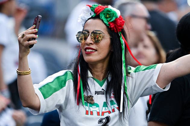 Fans of IR Iran enjoy the atmosphere before the FIFA Men’s World Cup 2026 Group Stage football match between Iran and New Zealand at Los Angeles Stadium, in Inglewood on June 15th 2026 (Photo by Nayra Halm SPP)  Copyright: xNayraxHalm SPPx Sportspressphoto_SPR167566