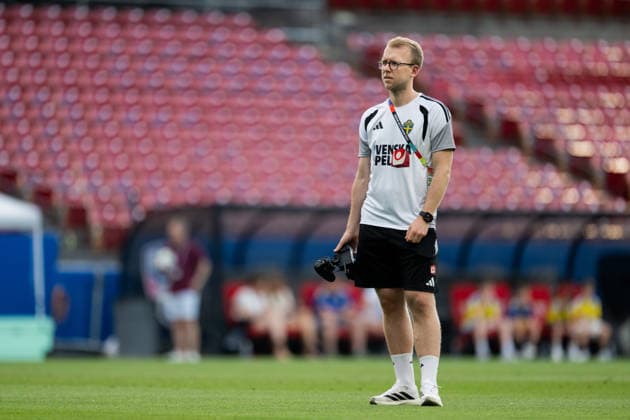 260615 David Gerd, photographer and content manager of the Swedish national football team at a training session during day 5 of the FIFA World Cup, WM, Weltmeisterschaft, Fussball 2026 on June 15, 2026 in Dallas. Photo: Petter Arvidson BILDBYRAN kod PA PA1235 fotboll football soccer fotball vm fotbolls-vm fotball-vm fotbolls-vm 2026 fifa world cup 2026 träning practice training sverige sweden sverige a bbeng