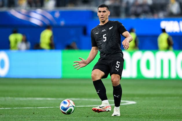 Michael Boxall of New Zealand passes the ball during a FIFA Men’s World Cup 2026 Group Stage football match between Iran and New Zealand at Los Angeles Stadium, in Inglewood on June 15th 2026 (Photo by Nayra Halm SPP)  Copyright: xNayraxHalm SPPx Sportspressphoto_SPR167593