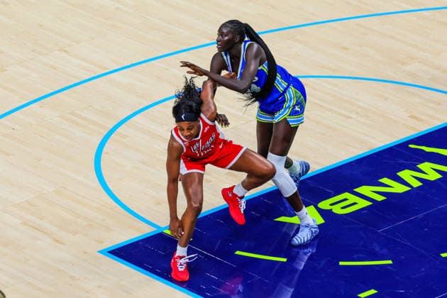 June 15, 2026, Arlington, Texas, USA: ARLINGTON, TX : Dallas Wings forward Awak Kuier (34) defends against Las Vegas Aces guard Jackie Young (0) during their Commissioner CupÃ¢â‚¬â ¢s game at College Park Center in Arlington on Wednesday night. Arlington USA - ZUMAm257 20260615_zsp_m257_017 Copyright: xBrianxMcLeanx