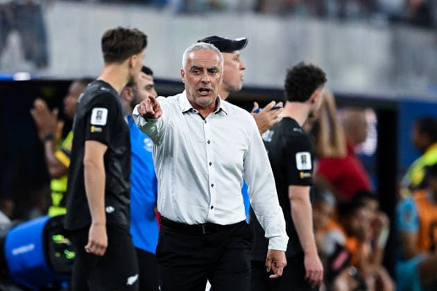 Darren Bazeley, head coach of New Zealand, gestures during a FIFA Men’s World Cup 2026 Group Stage football match between Iran and New Zealand at Los Angeles Stadium, in Inglewood on June 15th 2026 (Photo by Nayra Halm SPP)  Copyright: xNayraxHalm SPPx Sportspressphoto_SPR167632