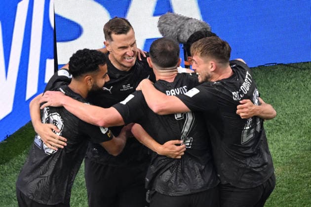 New Zealand All Whites celebrate a goal from Eli Just of New Zealand, New Zealand All Whites v IR Iran, Group G football match of the FIFA World Cup, WM, Weltmeisterschaft, Fussball 2026 at Los Angeles Stadium, Los Angeles, USA on Monday 15 June 2026. Photo: Andrew Cornaga Los Angeles New Zealand Copyright: xAndrewxCornaga x