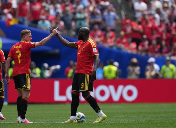 (260616) -- SEATTLE, June 16, 2026 -- Romelu Lukaku (R) and Kevin De Bruyne of Belgium celebrate after Lukaku s shoot that leads to an own goal of Egypt during the group G match between Belgium and Egypt at the 2026 FIFA World Cup, WM, Weltmeisterschaft, Fussball at Seattle Stadium in Seattle, the United States, June 15, 2026. ) (SP)U.S.-SEATTLE-FOOTBALL-FIFA WORLD CUP-GROUP G-BEL VS EGY PengxZiyang 