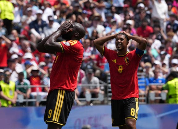 (260616) -- SEATTLE, June 16, 2026 -- Romelu Lukaku (L) and Youri Tielemans of Belgium react during the group G match between Belgium and Egypt at the 2026 FIFA World Cup, WM, Weltmeisterschaft, Fussball at Seattle Stadium in Seattle, the United States, June 15, 2026. ) (SP)U.S.-SEATTLE-FOOTBALL-FIFA WORLD CUP-GROUP G-BEL VS EGY PengxZiyang 
