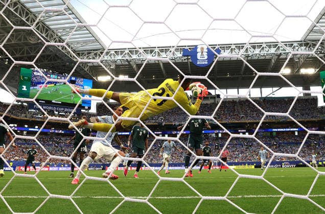 (260616) -- MIAMI, June 16, 2026 -- Saudi Arabia s goal keeper Mohammed Alowais saves a goal during the group H match between Saudi Arabia and Uruguay at the 2026 FIFA World Cup, WM, Weltmeisterschaft, Fussball at Miami Stadium, Miami, the United States, June 15, 2026. ) (SP)U.S.-MIAMI-FOOTBALL-FIFA WORLD CUP-GROUP H-KSA VS URU XuxZijian 