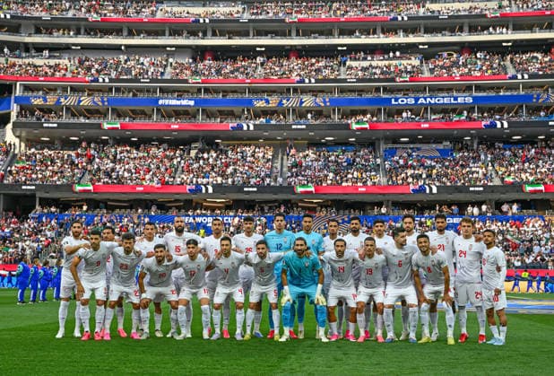 June 15, 2026, Inglewood, California, USA: Team Iran in a team photo before playing New Zealand to a 2-2 World Cup tie at Los Angeles Stadium. News - June 15, 2026  - ZUMAh234 20260615_zsp_h234_002 Copyright: xMarkxEdwardxHarrisx