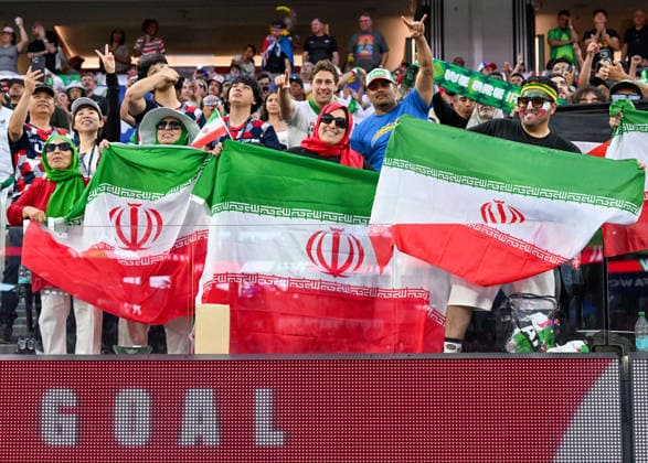June 15, 2026, Inglewood, California, USA: Team Iran supporters watched Iran and New Zealand play to a 2-2 World Cup tie at Los Angeles Stadium. In this photo they react to Iran s second goal of the match. Inglewood USA - ZUMAh234 20260615_zsp_h234_005 Copyright: xMarkxEdwardxHarrisx