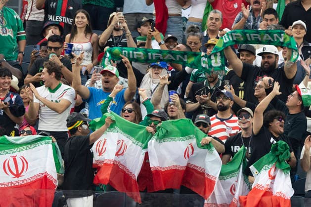 June 15, 2026, Los Angeles, California, USA: IR Iran fans celebrate after Ramin Rezaeian (23) scoring against the New Zealand during the FIFA World Cup, WM, Weltmeisterschaft, Fussball Group G soccer match at SoFi Stadium in Inglewood, Calif., Monday, June 15, 2026. World Cup 2026: IR Iran Vs New Zealand  - ZUMAc68_ 20000101_zaf_c68_164 Copyright: xRingoxChiux