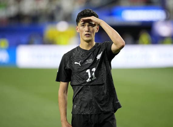 Iran v New Zealand - FIFA World Cup, WM, Weltmeisterschaft, Fussball 2026 - Group G LOS ANGELES, UNITED STATES - JUNE 15: Elijah Just (11) of New Zealand looks over the tribune after the 2026 FIFA World Cup First Stage Group G match finishes between IR Iran and New Zealand at the Los Angeles Stadium (SoFi Stadium) in Inglewood, California, United States on June 15, 2026. Tayfun Coskun Anadolu California United States. Editorial use only. Please get in touch for any other usage.  Copyright: x2026xAnadoluxTayfunxCoskunx