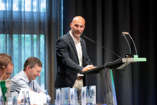 Paul Manthey (Aufsichtsrat). VfB Luebeck Außerordentliche Mitgliederversammlung zur Ausgliederung in eine GmbH, Fussball, Regionalliga Nord, 15.06.26 Luebeck Schleswig-Holstein Germany