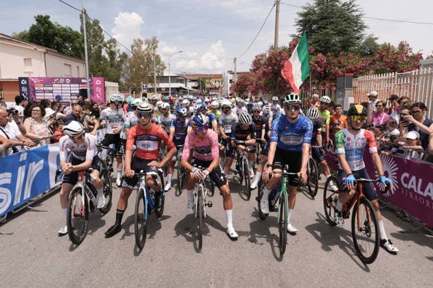 Start the race during Stage 3 of the Giro Next Gen 2026, from Sibari to Villa d Agri di Marsicovetere, Italy, Tuesday, June 16, 2026.  Copyright: xMassimoxPaolone LaPressex
