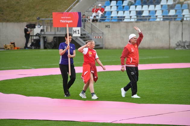Im Saarbrücker Ludwigsparkstadion beginnen die Nationalen Spiele der Special Olympics am Montag (15. Juni 2026). Die feierliche Eröffnung der Spiele wird live im Fernsehen gesendet und gibt den Startschuss für Wettkämpfe von mehr als 4000 Athleten.