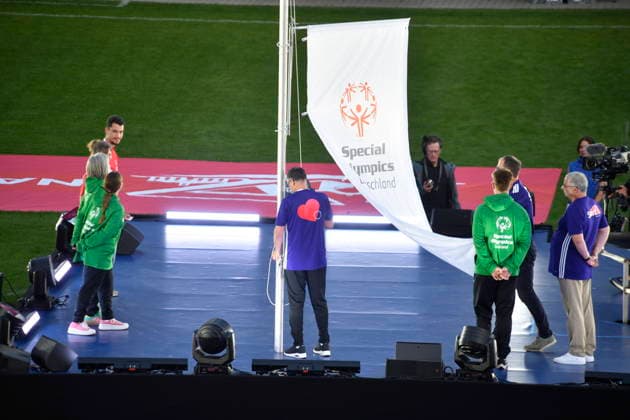 Im Saarbrücker Ludwigsparkstadion beginnen die Nationalen Spiele der Special Olympics am Montag (15. Juni 2026). Die feierliche Eröffnung der Spiele wird live im Fernsehen gesendet und gibt den Startschuss für Wettkämpfe von mehr als 4000 Athleten.