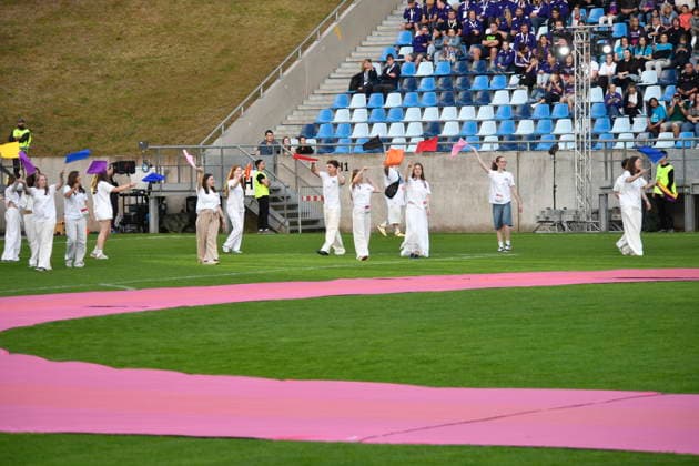 Im Saarbrücker Ludwigsparkstadion beginnen die Nationalen Spiele der Special Olympics am Montag (15. Juni 2026). Die feierliche Eröffnung der Spiele wird live im Fernsehen gesendet und gibt den Startschuss für Wettkämpfe von mehr als 4000 Athleten.
