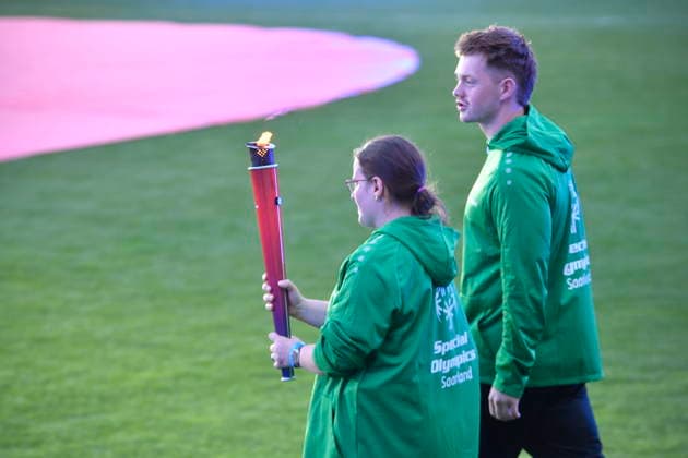 Im Saarbrücker Ludwigsparkstadion beginnen die Nationalen Spiele der Special Olympics am Montag (15. Juni 2026). Die feierliche Eröffnung der Spiele wird live im Fernsehen gesendet und gibt den Startschuss für Wettkämpfe von mehr als 4000 Athleten.